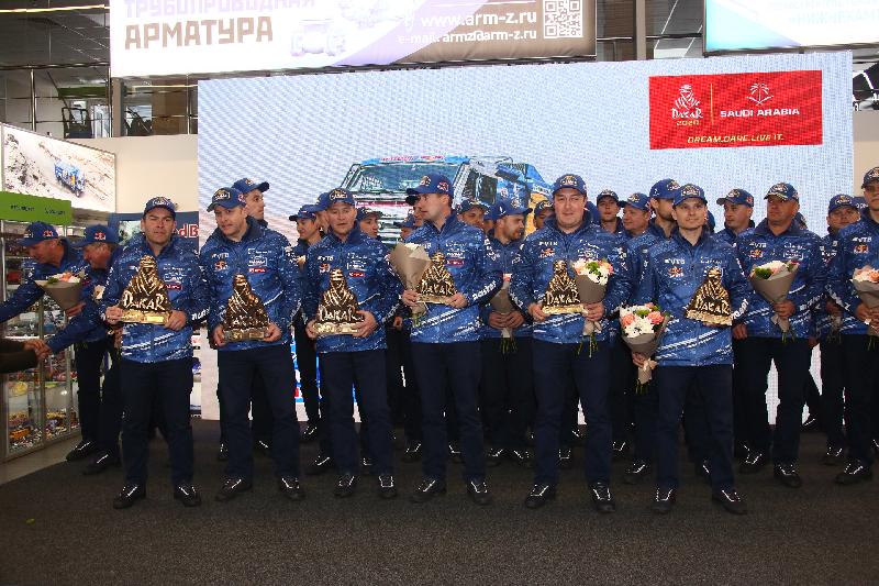 Команда «КАМАЗ-мастер» вернулась домой