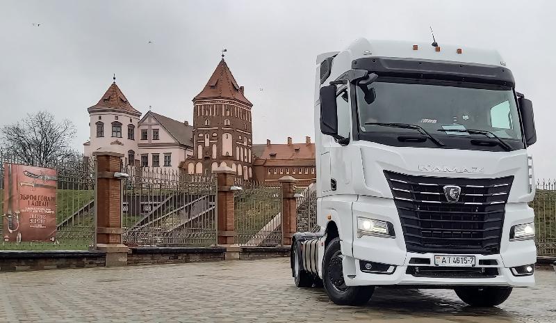 КАМАЗ-54901 на дорогах Республики Беларусь