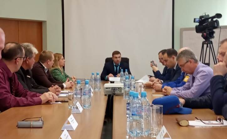 Круглый стол с потребителями продукции