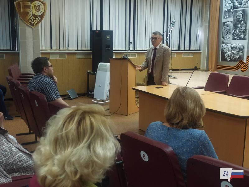 Детей сотрудников литейного завода пригласили на обучение в КГАМТ Детей сотрудников литейного завода пригласили на обучение в КГАМТ