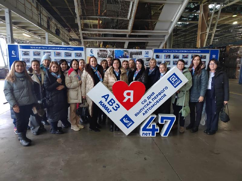 Специалисты Центра занятости побывали на «КАМАЗе»