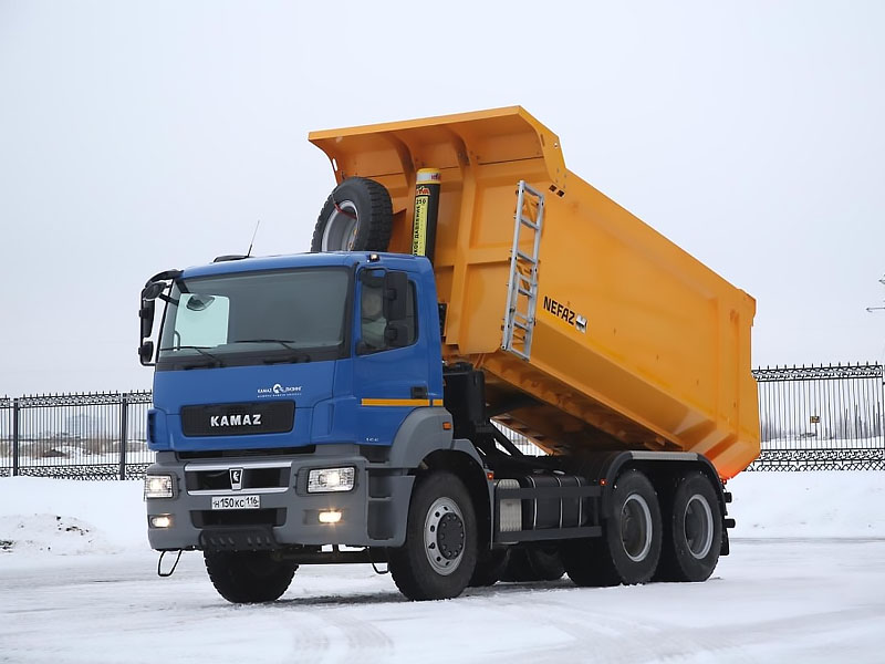 КамАЗ будет делать самосвалы с кабиной от «Мерседеса»
